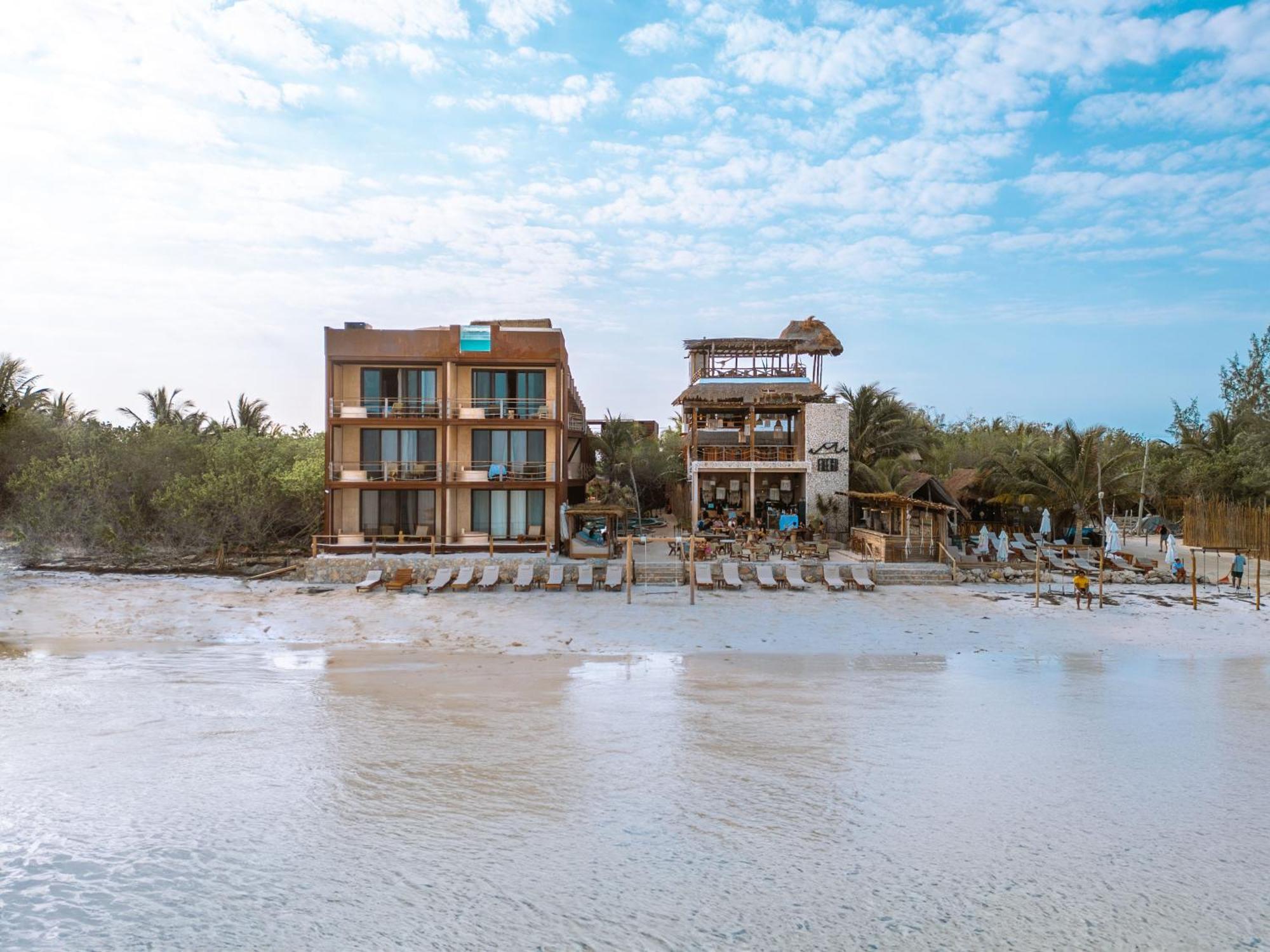 Awa Holbox Hotel Boutique - Beach Front Bagian luar foto