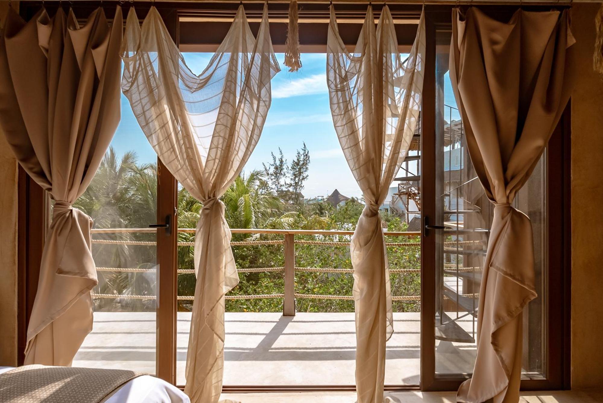 Awa Holbox Hotel Boutique - Beach Front Bagian luar foto