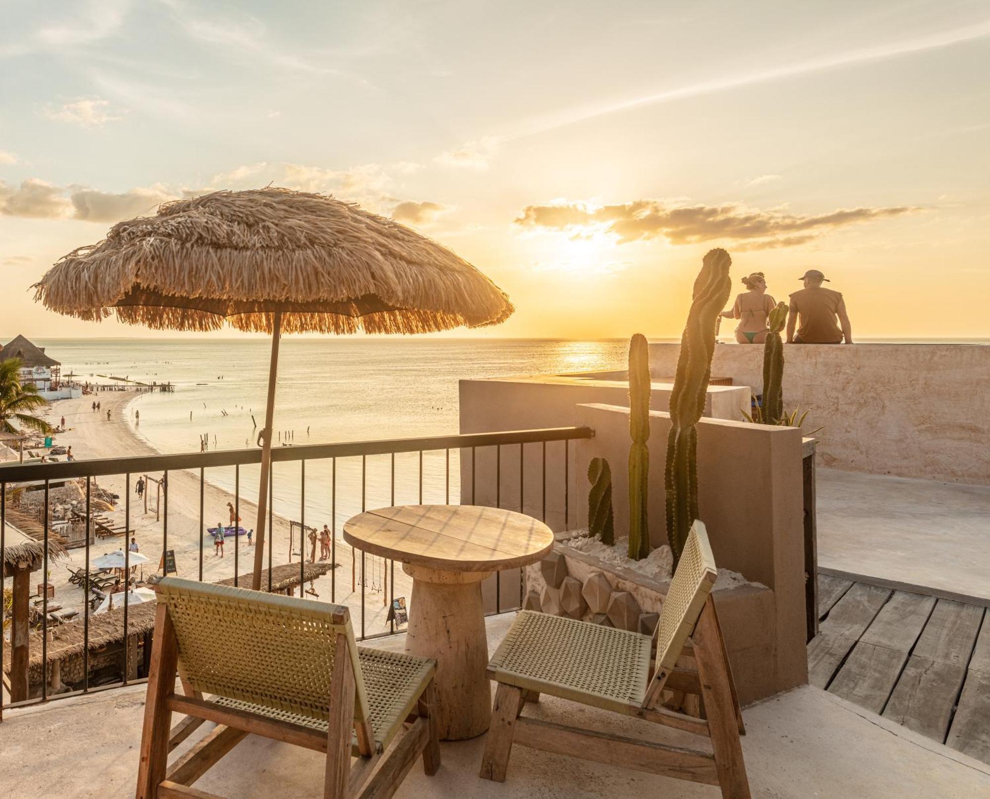Awa Holbox Hotel Boutique - Beach Front Bagian luar foto