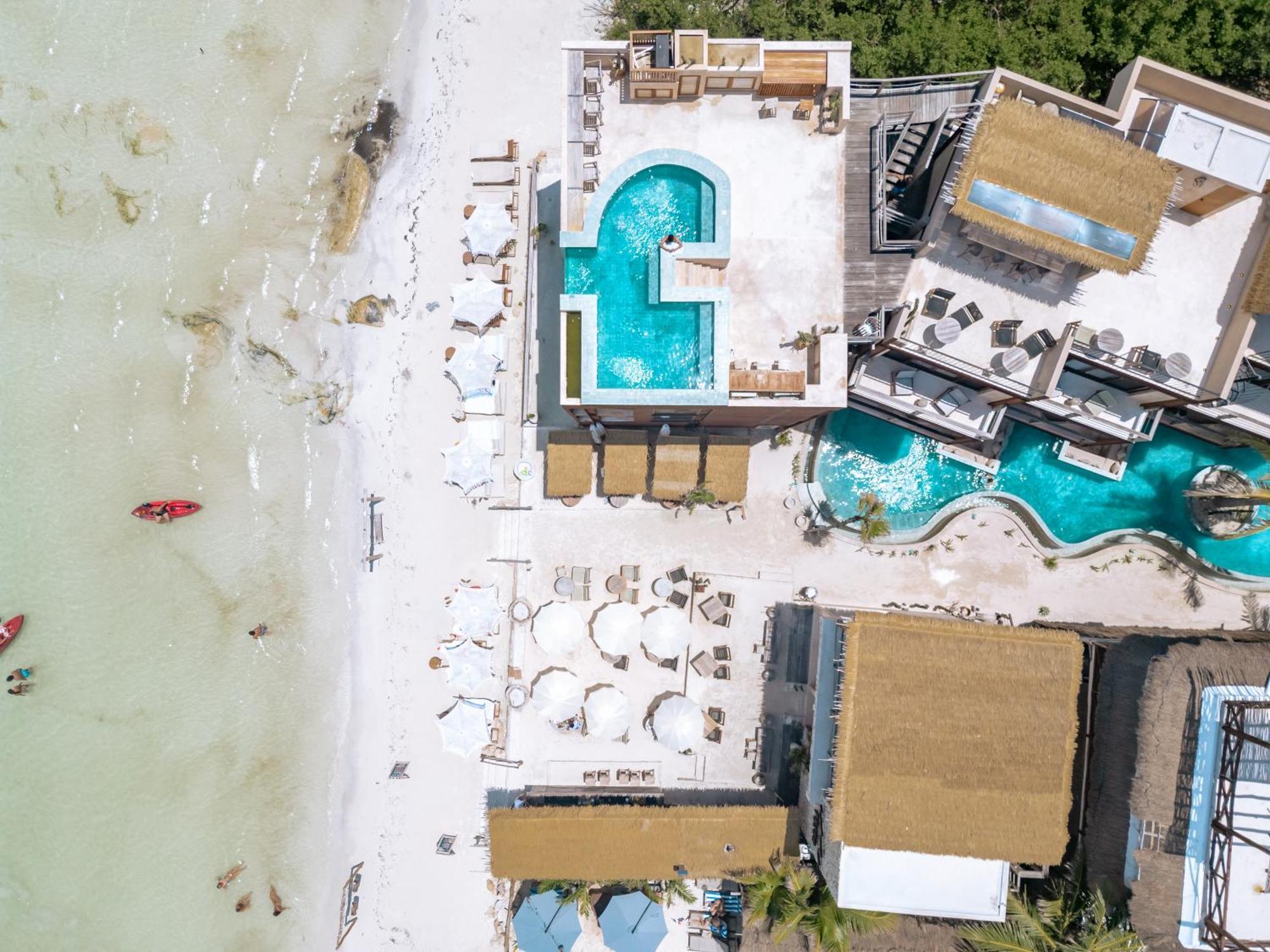 Awa Holbox Hotel Boutique - Beach Front Bagian luar foto
